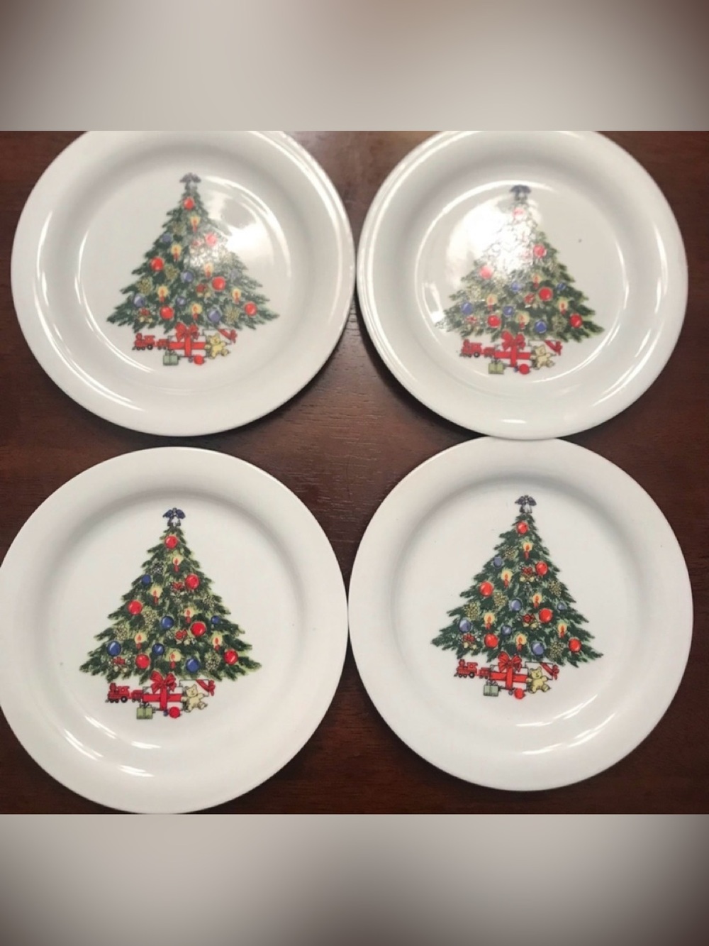 Set of 4 Small Christmas Tree Appetizer/Sandwich Plates